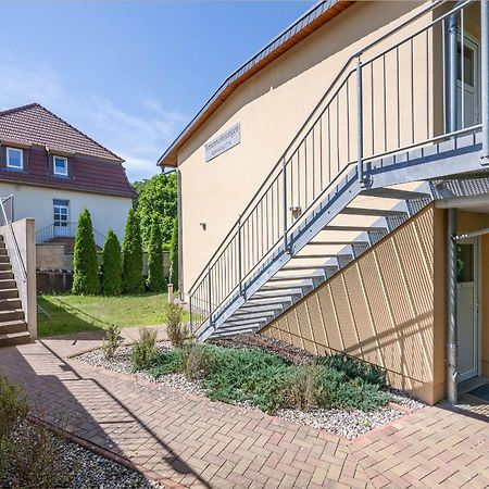 Tema 8 Apartment Херингсдорф Екстериор снимка